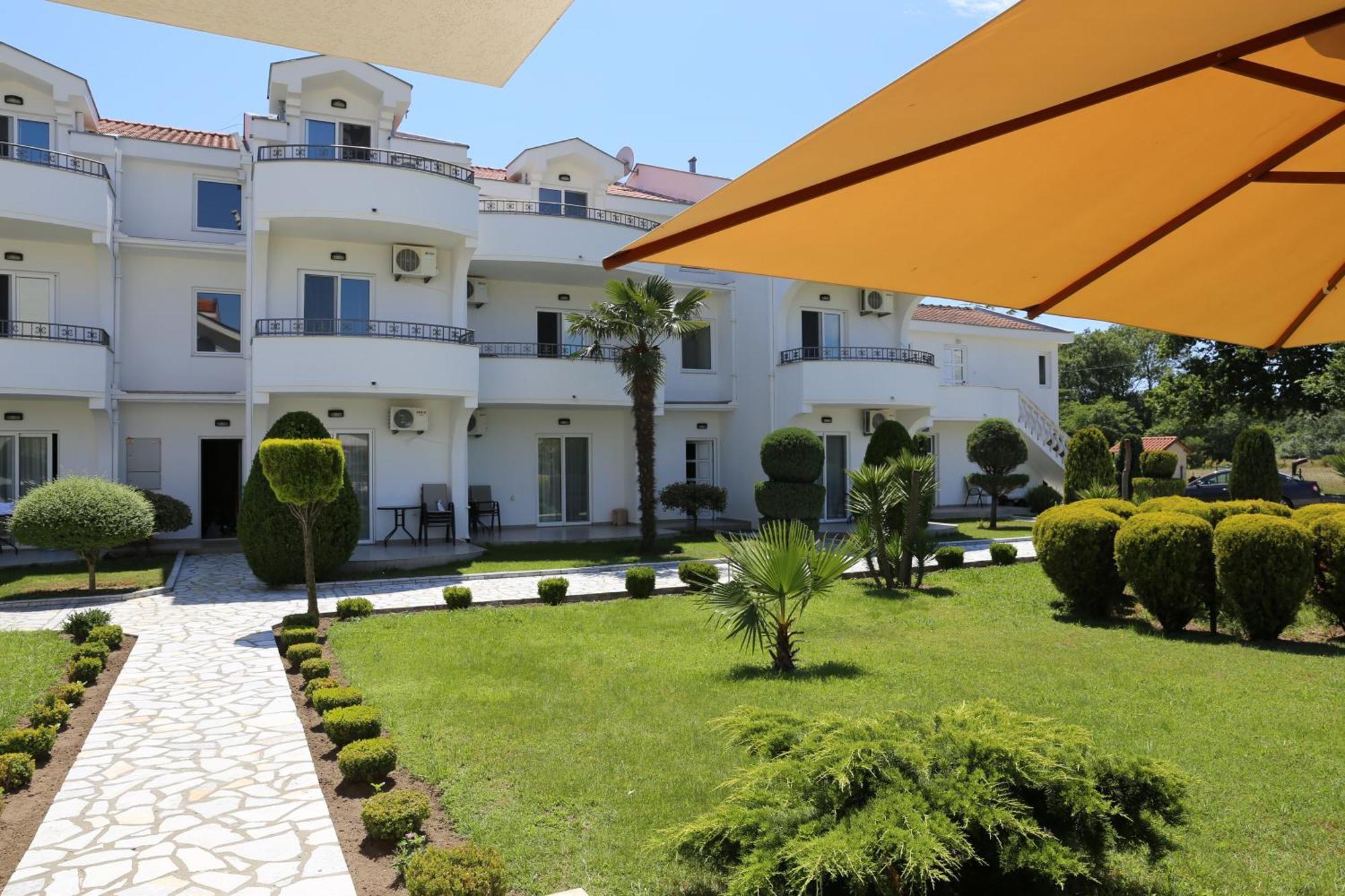 Hotel Comfort & Villas دونجي ستوج المظهر الخارجي الصورة