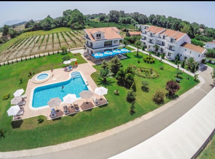 Hotel Comfort & Villas دونجي ستوج المظهر الخارجي الصورة