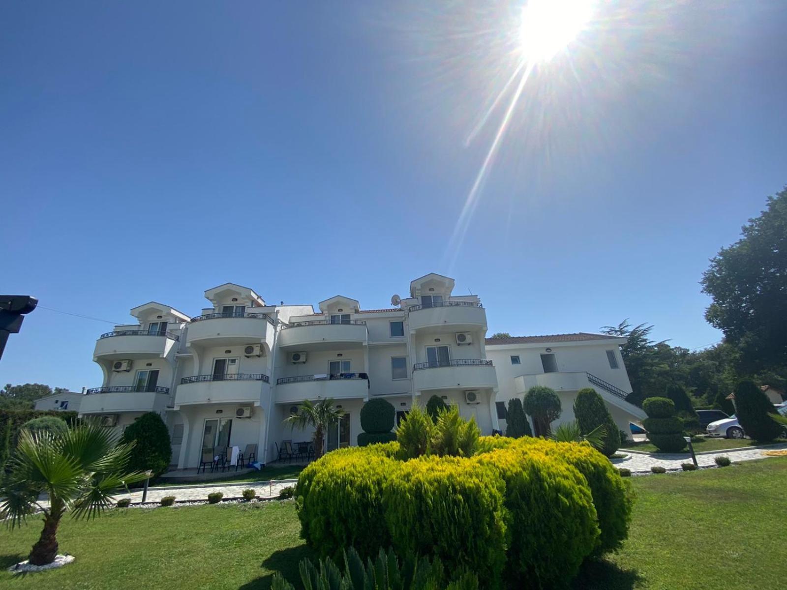 Hotel Comfort & Villas دونجي ستوج المظهر الخارجي الصورة